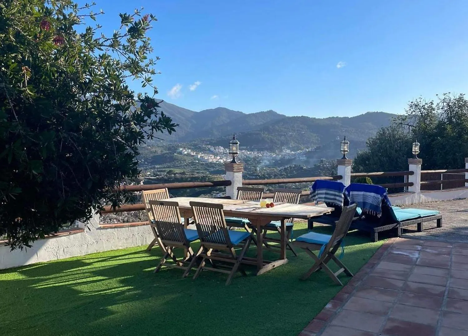 Villa Ellaure Monda 0*,